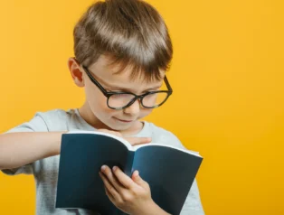 Özel Öğrenme Güçlüğü (ÖÖG) Nedir? Belirtileri, Nedenleri ve Velilere Öneriler